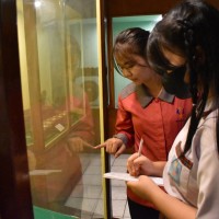 Kegiatan Outdoor Study Kelas VIII SMP Metta Maitreya ke Museum Sang Nila Utama | SMP METTA MAITREYA